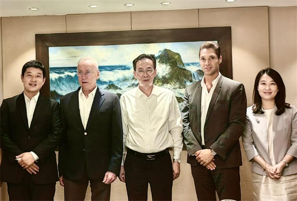 錢文華副會長會見法中文化協會主席、美國蓋倫基金會中國主席達尼埃爾·維亞爾_fororder_1