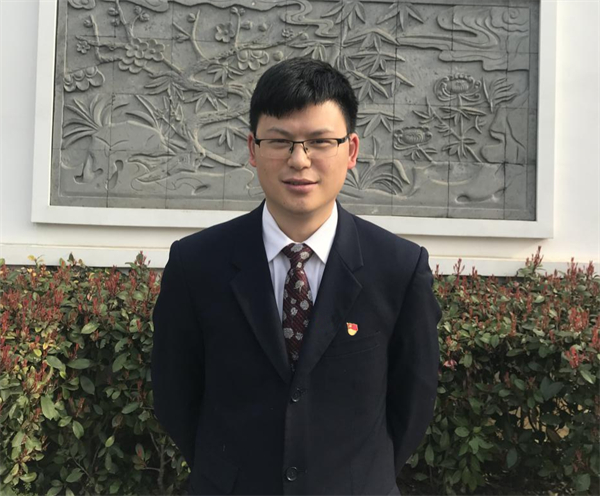 東航江蘇公司簽派帶班主任陸志偉：織密雲端安全網_fororder_1