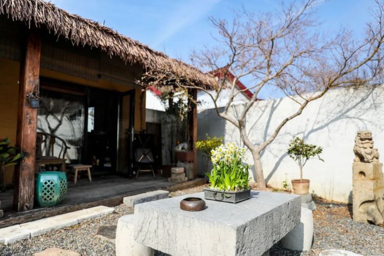 42米巨屏裏的江北