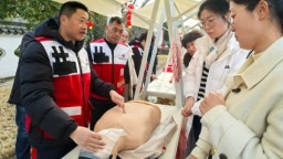 泰州市“我們的節日·春節”暨“三下鄉·三進城”文明實踐活動啟動