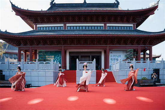 鹽城博物館七夕漢服展演：華服禮樂穿越千年 宋制婚儀演繹東方浪漫_fororder_微信圖片_20250829172211_634