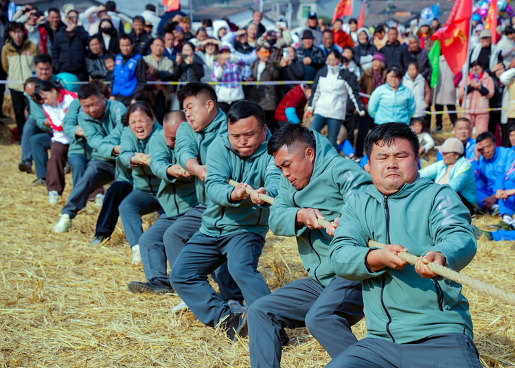 江西金溪舉辦首屆農民趣味運動會