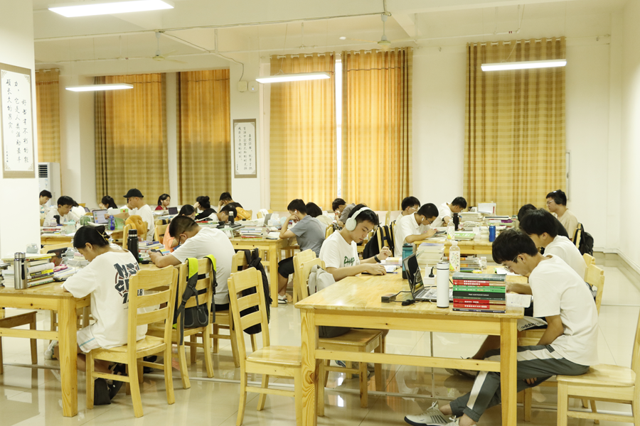 147名學子蟾宮折桂 江西工程學院2025年考研成績創歷史新高_fororder_圖片17