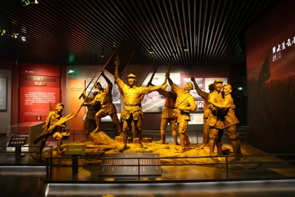 中外青年在瑞金開啟“青春長征”