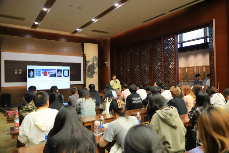 “經典傳承——歷屆中國工藝美術大師作品回巡展”東陽站亮相_fororder_圖片9