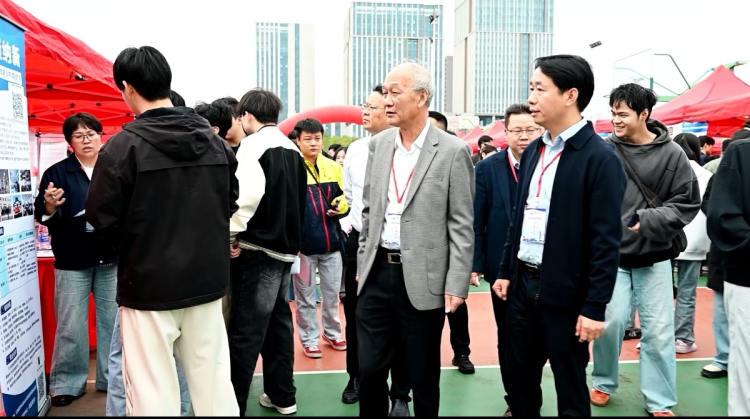 南昌工學院舉辦2026屆畢業生秋季雙選會_fororder_圖片14