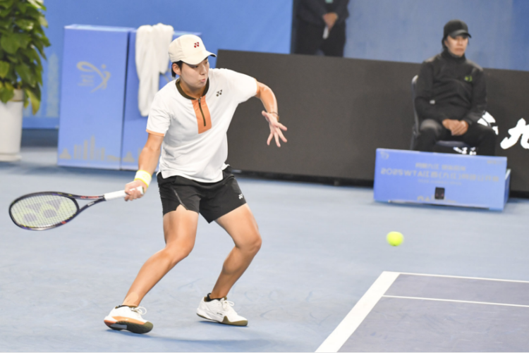 2025江網單打八強出爐 白卓璇逆轉郭涵煜將戰強敵