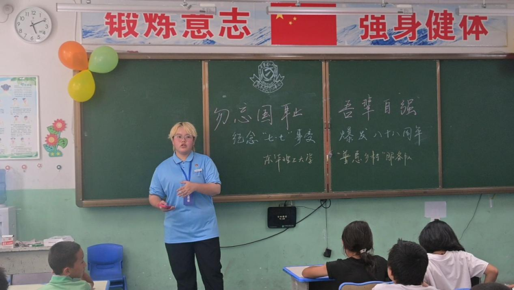 愛國種子在邊疆播撒 核軍工文化在戈壁傳承 ——東華理工大學“普惠鄉村”服務隊新疆實踐紀實_fororder_圖片1