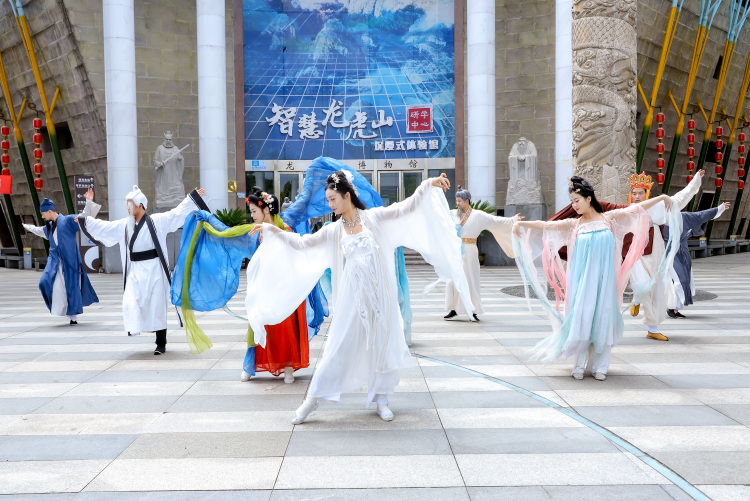 鷹潭龍虎山：山水活化道韻 創新賦能文旅_fororder_FGP6622.JPG