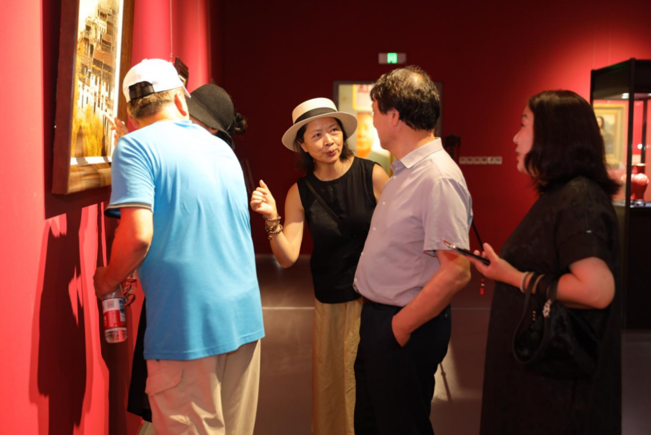 《經典傳承——歷屆中國工藝美術大師作品回巡展》亮相北京_fororder_圖片21