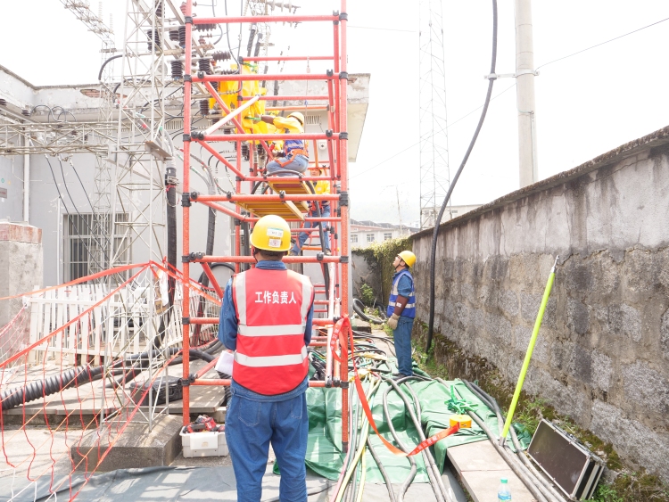 國網奉新縣供電公司：電力檢修“零停電” 客戶用電“零影響”_fororder_微信圖片_20250410155522