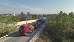 628噸“巨無霸”再啟程 江西交通運輸執法二次護航保障能源動脈_fororder_3