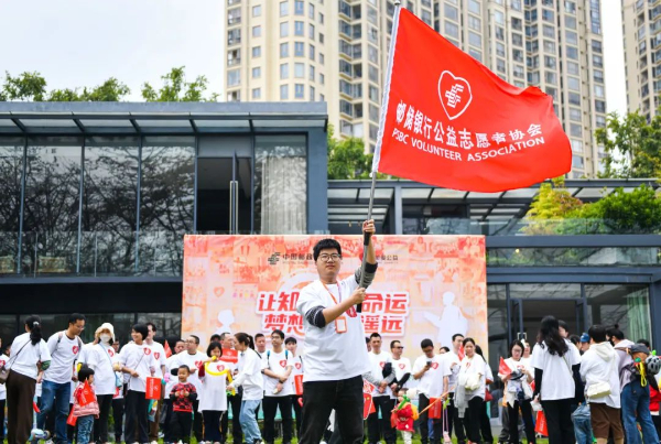 八年“郵愛”路 點亮萬顆星——寫在“郵愛公益”八週年之際