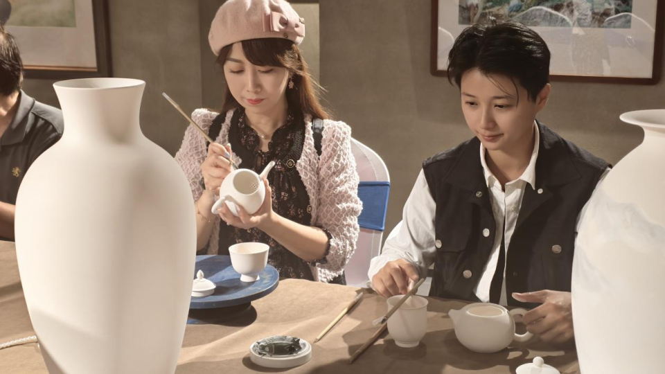 以瓷為媒 對話古今 以心相交 共創未來——2025海峽兩岸（景德鎮）陶瓷文化交流活動舉行_fororder_圖片5