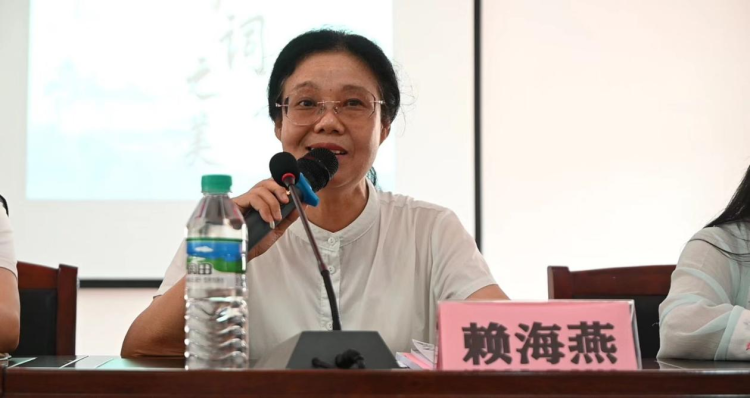 “楚調唐音”歌吟再進贛南高校公選課課堂_fororder_圖片3