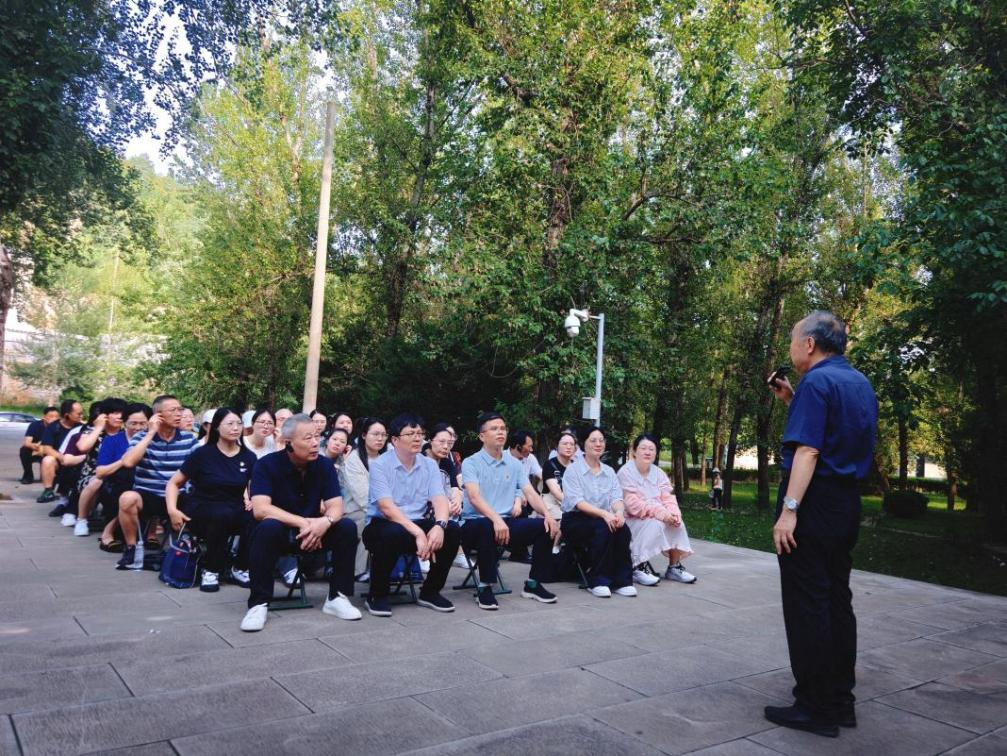 弘揚延安精神 涵養高尚師德 東華理工大學思政課教師赴延安開展暑期研修_fororder_圖片3