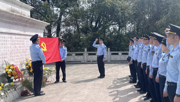 江西樂平：清明祭掃 告慰革命先烈