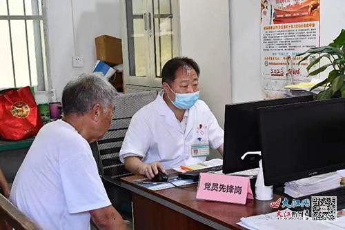 【暖新聞·江西2023】村民的“貼心院長”鐘文革：一心守護村民健康
