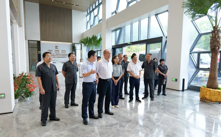 江西省高院黨組成員、執行局局長黃建文一行深入景德鎮法院調研執行工作_fororder_圖片1