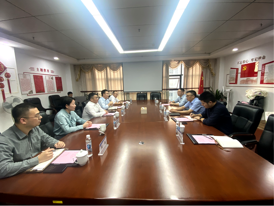 進出口銀行江西省分行副行長龐淑欽會見德興市常務副市長嚴志平一行_fororder_51