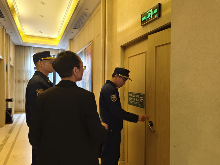南昌安義縣消防救援大隊全面築牢安全防線 護航鋁博會消防安全_fororder_13
