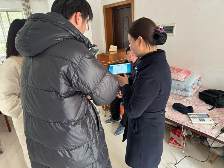 建設銀行南昌銀三角支行黨支部踐行“我為群眾辦實事”_fororder_11
