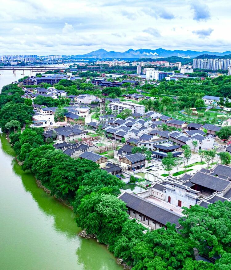 朱虹：江西章貢——千里贛江第一鎮
