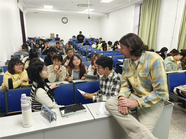 外國人家在瀋陽 | 東北大學外籍教師內森：旅行可以去任何地方，但工作定居我一定選瀋陽