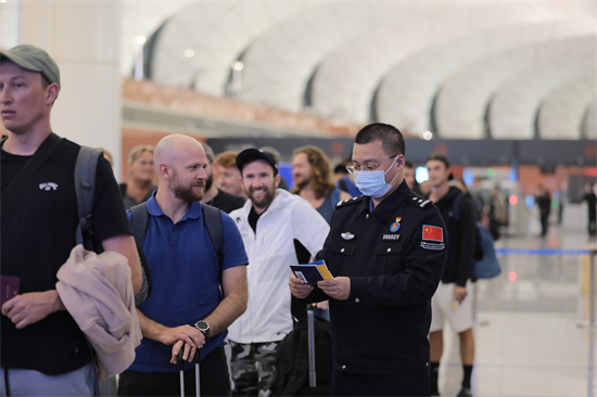 今年瀋陽空港口岸出入境人次已突破百萬