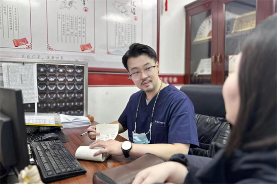 外國人家在瀋陽 | 遼寧中醫藥大學醫學博士韓相國：心安瀋陽，此為吾鄉