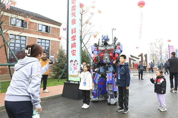 遼寧朝陽1958科學樂園盛裝開園