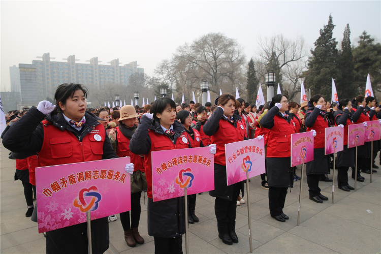 遼寧省婦聯倡儀全省婦女爭當巾幗雷鋒做新時代雷鋒傳人