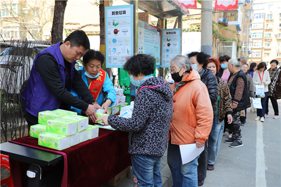 瀋陽生活垃圾分類即將有法可依 市民積極參與小區廚余垃圾分類_fororder_圖片2