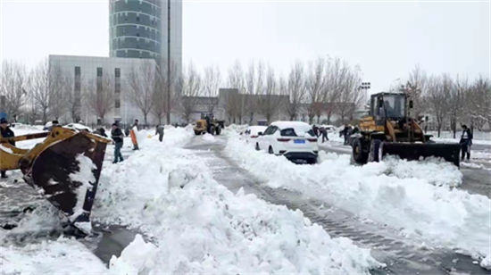 暴雪突襲 中車齊車集團瀋陽公司交出“戰雪”溫情答卷_fororder_圖片4