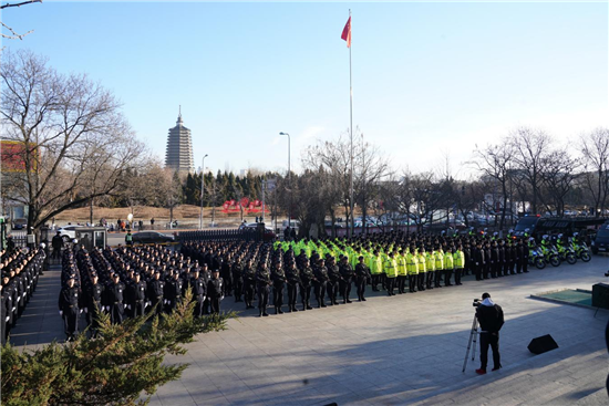 白天見警察 晚上見警燈 遼寧錦州“雷霆行動” 構築平安和諧社會環境_fororder_圖片1