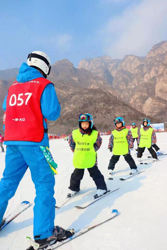 新華全媒+丨冰雪運動“冬風”未艾 “三億人上冰雪”只是開始