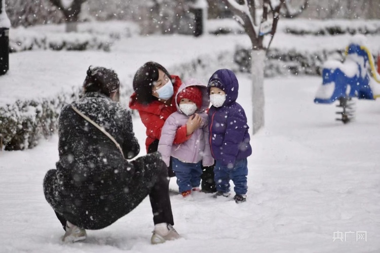 大連初雪，在冬天開始的這天