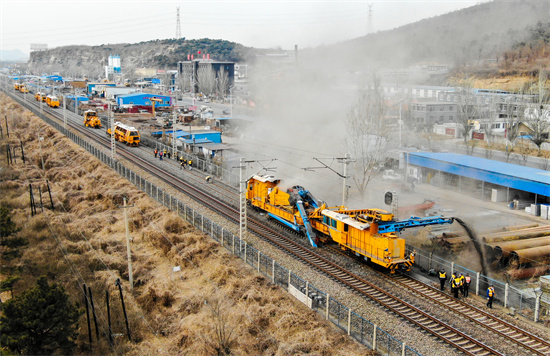 中國鐵路瀋陽局全面啟動沈山鐵路  集中修施工作業_fororder_DJI_0090