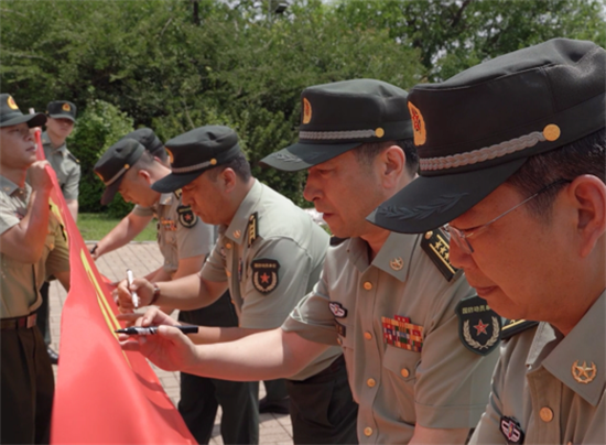 “錦州蘋果”樹下的主題黨日活動_fororder_錦州軍分區3