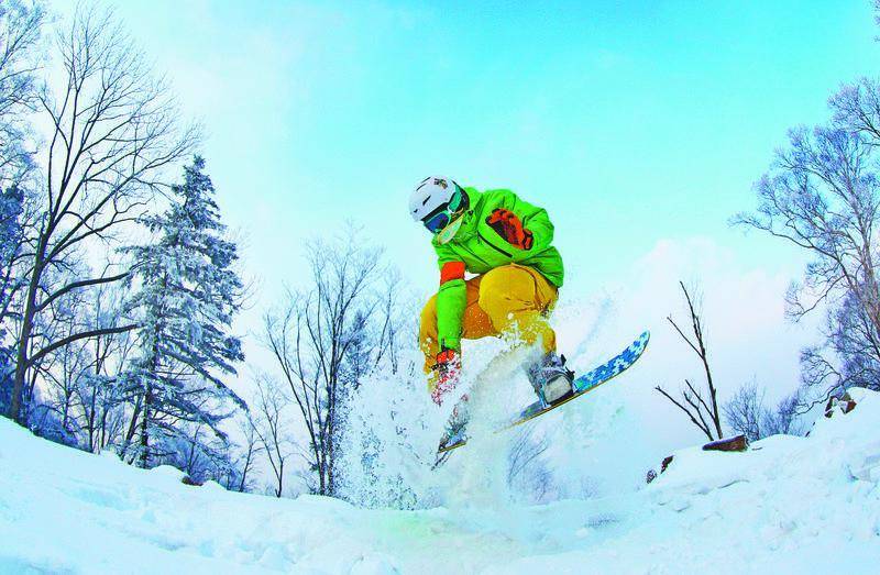 遼寧：滑雪季“開板”“冰雪熱”再燃