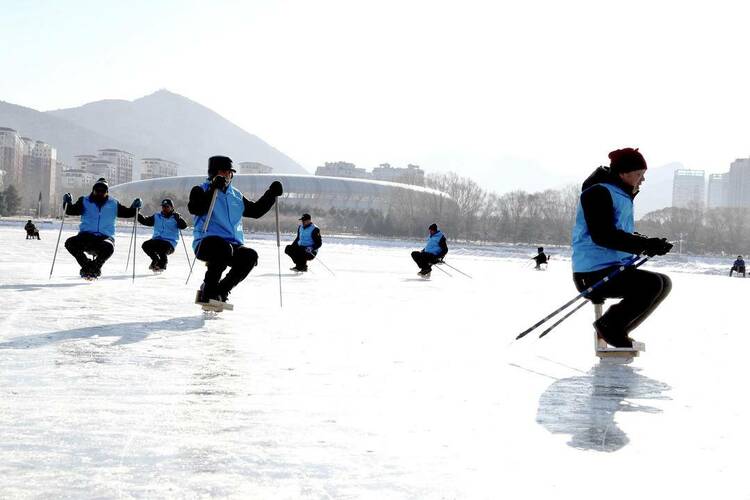 老遊戲新趣味，“單腿驢”亮相朝陽冰雪健身節