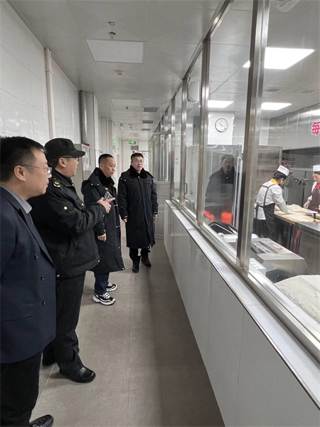 當好食品安全守護人 瀋陽市于洪區加強節前食品安全監管工作_fororder_于洪區3