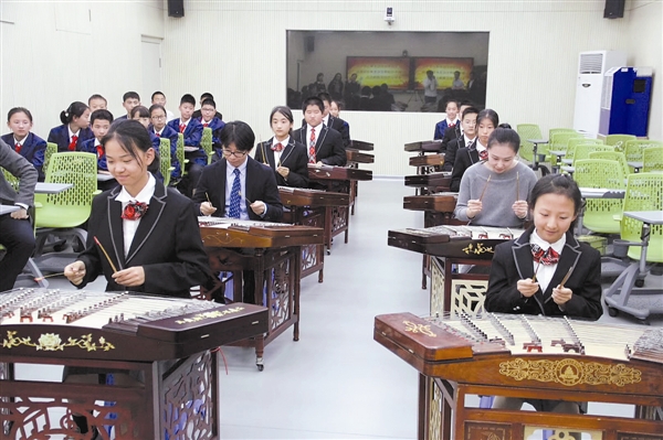 全國首個中日揚琴文化藝術交流基地友好示範校區落戶大連