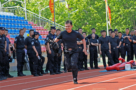 丹東邊檢站：運動一“夏”，燃動警營_fororder_丹東邊檢2