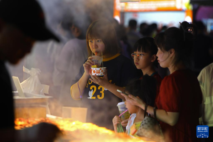 “越夜越瀋陽” 多元“夜經濟”激發消費新活力