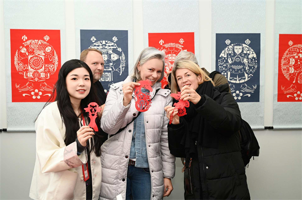 “探秘盛京非遺 共賞文化瑰寶”中德文化交流“藝術之旅”啟程_fororder_微信圖片_20251110094831_154_210