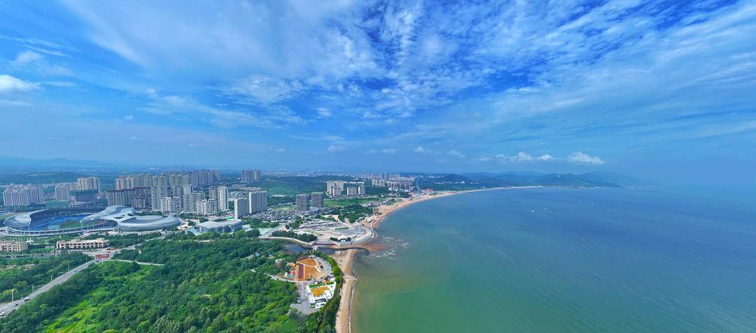 葫蘆島：碧海金沙引客來