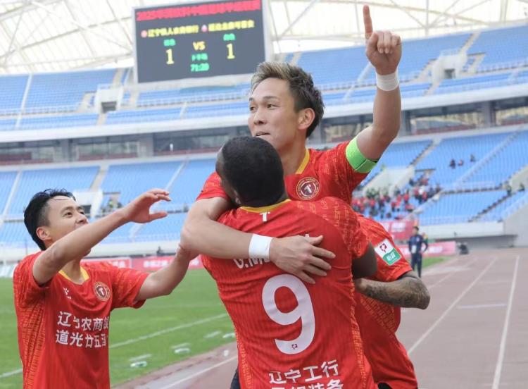 五一假期球場見！遼寧鐵人主場賽颳起文旅風