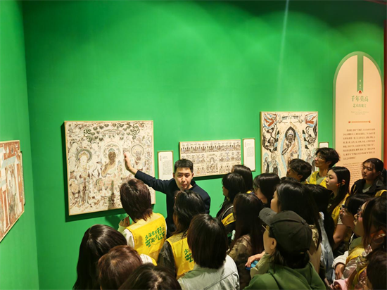 多元研學活動在遼博舉行 搭建青少年與歷史的“對話橋梁”_fororder_圖片3