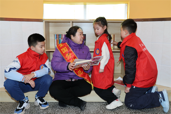 瀋陽河北二校舉行“品·貫志願行 美德潤校園”國際志願者日主題實踐活動_fororder_宋世輝河北二校4